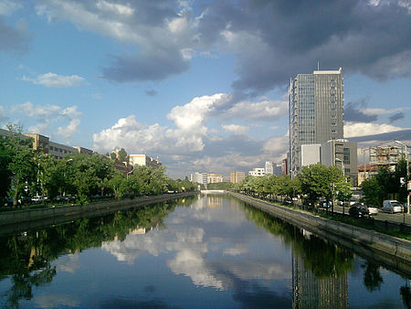 assets/images/bucharest/06.jpg